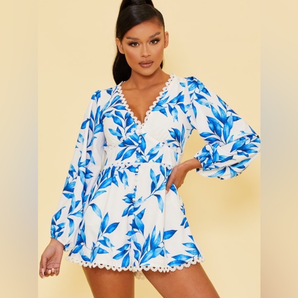 NWT! Luxxel blue/white leaf print romper